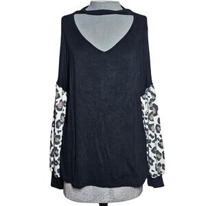 Oversized Black Animal Print Sleeves Top Size Small